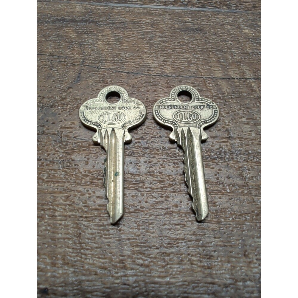 Vintage ILCO Independent  Lock Co No Key 1047 CR Lot Of 2